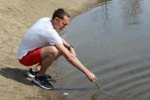 Jiří Čelikovský odemyká vodu.