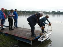 Dostat na vodu Pelorus (F2C) Jiřího Biliny dá zabrat.