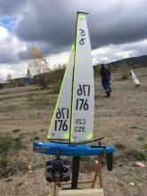 Jezero Lipence přivítalo lodní modeláře