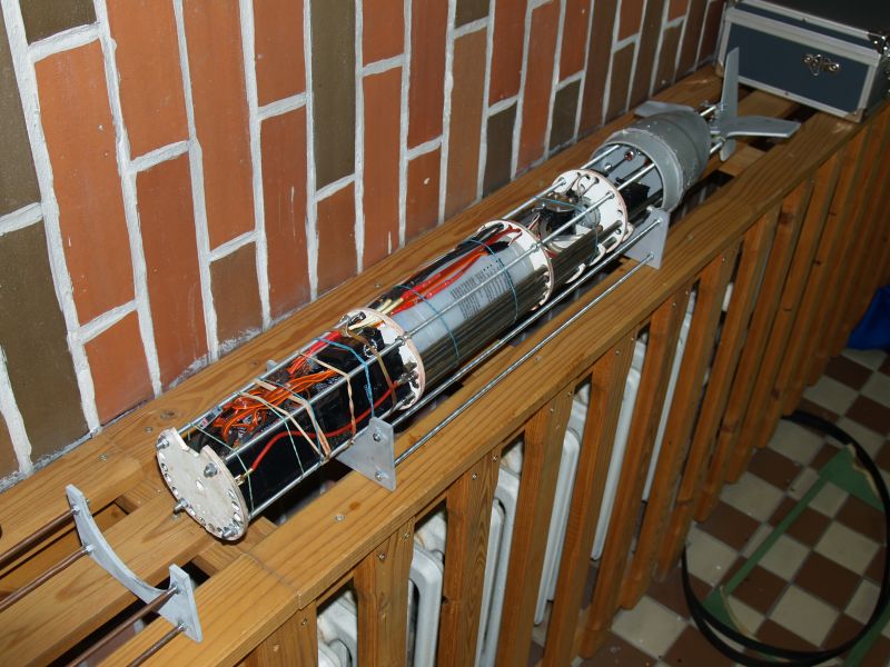 069